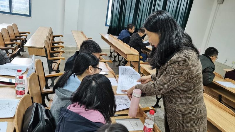 保育员资格证报名，这些条件你符合吗？**