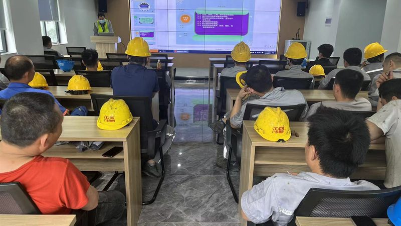 行业现状：职业培训的兴起与趋势